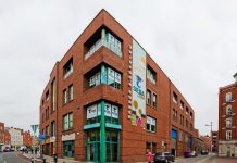 Conheça a SEDA College Prédio SEDA College em Dublin