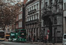 Curso intensivo ou curso regular de inglês na Irlanda: qual é o ideal para você?